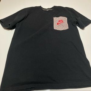 NIKE Tshirt with pocket size M